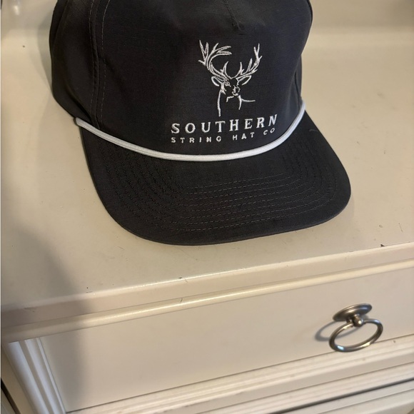 Southern String Hat Co Gray Cap - Picture 3 of 3